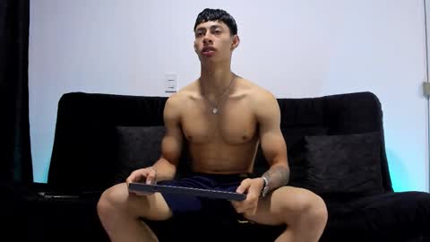 Snapshot of jey_cox23 chatting on November 24, 2025, 10:59 am jey cox online show from November 24, 2025, 10:59 am