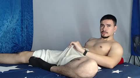 Snapshot of jeycob_happy97 chatting on June 2, 2026, 11:23 am Juan David online show from June 2, 2026, 11:23 am
