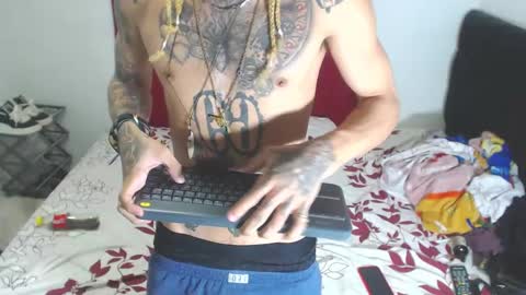 Snapshot of jeykob_23 chatting on February 4, 2025, 12:40 am JEYKOB online show from February 4, 2025, 12:40 am