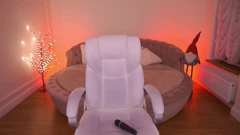 Jeysy online show from January 10, 2026, 6:53 pm