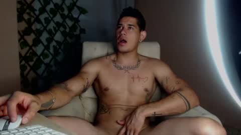 Snapshot of jffer_slhom chatting on May 18, 2026, 10:15 pm jffer_slhom online show from May 18, 2026, 10:15 pm