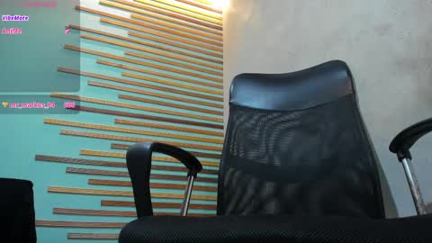 Snapshot of jharol_cardona chatting on March 12, 2025, 4:30 am Jharol online show from March 12, 2025, 4:30 am