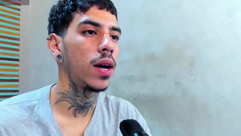 Snapshot of jharol_cardona chatting on October 4, 2025, 1:42 pm Jharol online show from October 4, 2025, 1:42 pm