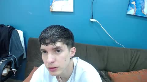 Jheampiero online show from November 24, 2025, 12:38 pm