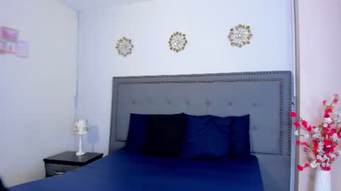 jhoan_evans online show from July 27, 2026, 2:18 am