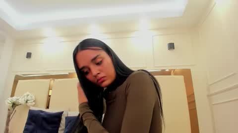 Snapshot of jhoanaduran_ chatting on October 17, 2025, 5:15 pm Jhoana online show from October 17, 2025, 5:15 pm