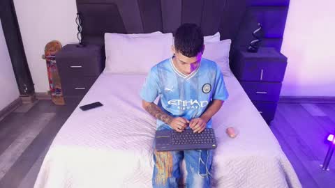 Snapshot of jhoanleandro chatting on February 28, 2025, 4:10 am jhoanleandro online show from February 28, 2025, 4:10 am