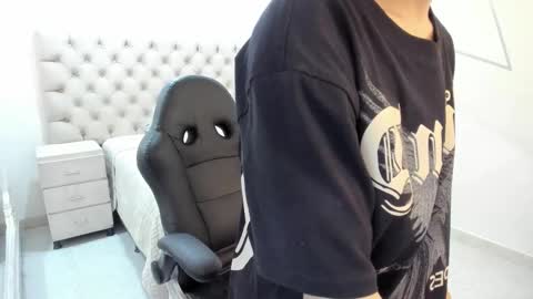 Snapshot of jhoanleandro chatting on October 11, 2025, 6:23 am jhoanleandro online show from October 11, 2025, 6:23 am