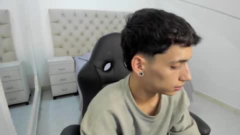 Snapshot of jhoanleandro chatting on November 25, 2025, 5:29 am jhoanleandro online show from November 25, 2025, 5:29 am