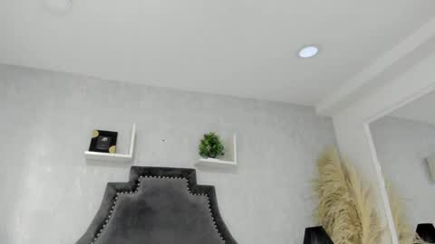 jhoanleandro online show from April 30, 2026, 9:41 pm