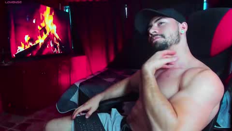 Snapshot of jhojansthetics chatting on February 27, 2025, 10:20 pm Jhojan Strong online show from February 27, 2025, 10:20 pm