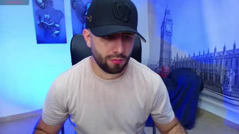 Snapshot of jhon_bear02 chatting on March 12, 2025, 11:09 am John Bear.... online show from March 12, 2025, 11:09 am