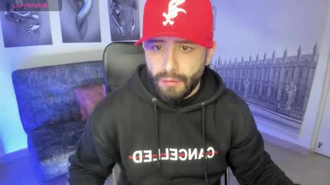 Snapshot of jhon_bear02 chatting on October 8, 2025, 11:08 am John Bear.... online show from October 8, 2025, 11:08 am