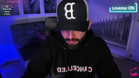 Snapshot of jhon_bear02 chatting on November 4, 2025, 11:20 am John Bear.... online show from November 4, 2025, 11:20 am