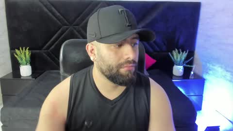 Snapshot of jhon_bear02 chatting on June 6, 2026, 11:15 am John Bear.... online show from June 6, 2026, 11:15 am