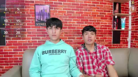 Snapshot of jhon_kleinn chatting on May 28, 2026, 7:33 pm Jake y Troy online show from May 28, 2026, 7:33 pm