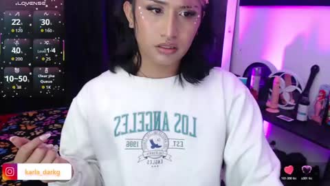jhon_lot12 online show from June 17, 2026, 3:53 am