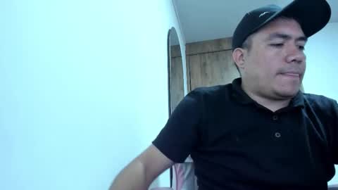 Snapshot of jhonatan_morales_s chatting on January 6, 2026, 2:48 am jhonatan_morales_s online show from January 6, 2026, 2:48 am