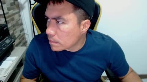 Snapshot of jhonatan_morales_s chatting on January 10, 2026, 12:12 am jhonatan_morales_s online show from January 10, 2026, 12:12 am
