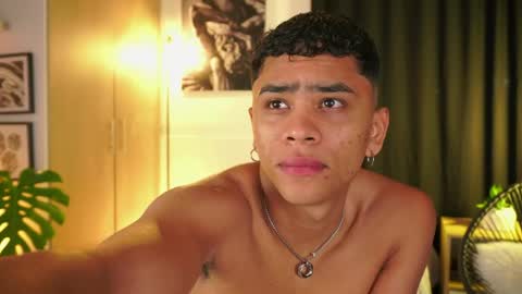 Jhonny  online show from April 30, 2026, 3:35 am