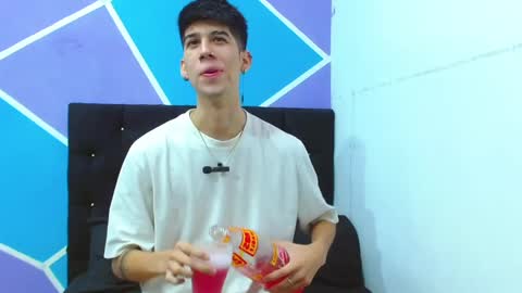 Snapshot of jhony_sex3 chatting on December 11, 2024, 3:02 am jhony_sex3 online show from December 11, 2024, 3:02 am