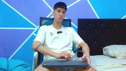 Snapshot of jhony_sex3 chatting on February 3, 2025, 11:26 pm jhony_sex3 online show from February 3, 2025, 11:26 pm