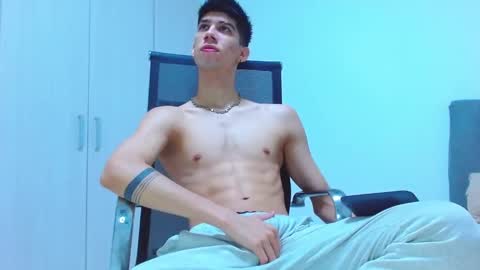 Snapshot of jhony_sex3 chatting on October 24, 2025, 4:31 am jhony_sex3 online show from October 24, 2025, 4:31 am