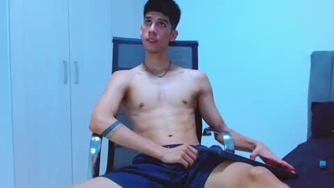 Snapshot of jhony_sex3 chatting on November 5, 2025, 7:47 pm jhony_sex3 online show from November 5, 2025, 7:47 pm