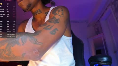 Snapshot of jhonymiller chatting on June 18, 2026, 9:19 pm jhonymiller online show from June 18, 2026, 9:19 pm