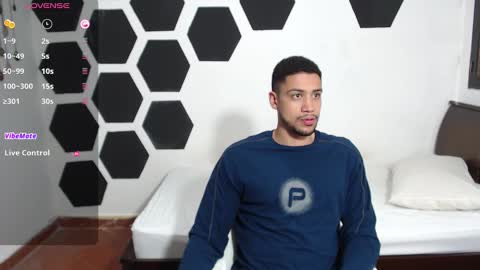 Snapshot of jhors__collens chatting on February 6, 2025, 5:35 am Jhors online show from February 6, 2025, 5:35 am