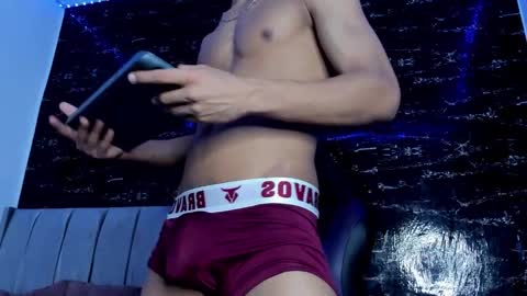 Jhostin online show from October 16, 2025, 4:46 am