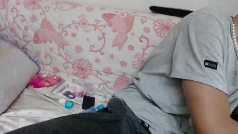 Jhosuamoore  online show from February 20, 2025, 2:51 am