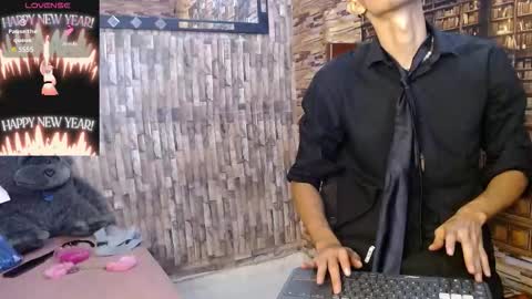 Snapshot of jhosuamoore2 chatting on October 29, 2025, 2:19 pm jhosuamoore2 online show from October 29, 2025, 2:19 pm