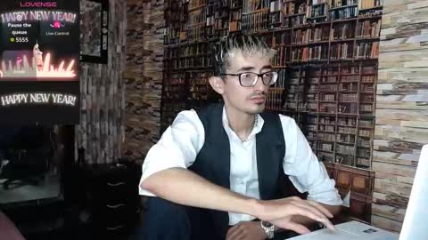 Snapshot of jhosuamoore2 chatting on November 5, 2025, 12:38 pm jhosuamoore2 online show from November 5, 2025, 12:38 pm