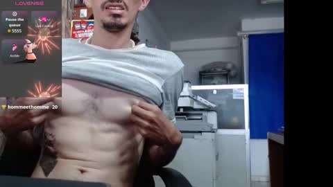 Snapshot of jhosuamoore2 chatting on November 15, 2025, 4:25 pm jhosuamoore2 online show from November 15, 2025, 4:25 pm