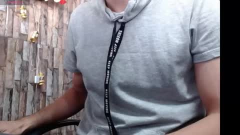 Snapshot of jhosuamoore2 chatting on December 16, 2025, 7:52 pm jhosuamoore2 online show from December 16, 2025, 7:52 pm