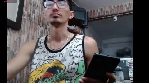 Snapshot of jhosuamoore2 chatting on April 4, 2026, 1:19 pm jhosuamoore2 online show from April 4, 2026, 1:19 pm