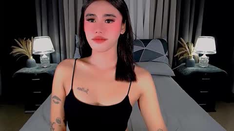 Snapshot of jhuliana_and_charles_room chatting on September 12, 2025, 2:00 am jhuliana_and_charles_room online show from September 12, 2025, 2:00 am