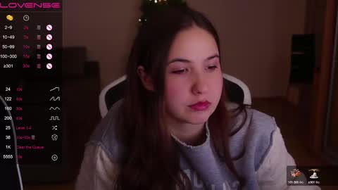 jia_lisaa online show from December 10, 2024, 11:54 am