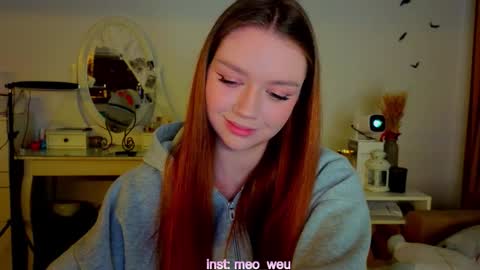 Snapshot of jiaalisaa chatting on October 27, 2025, 9:30 pm Lisa I would really appreciate it if you could help me achieve 88 thumbs up favorite patterns 38457588 online show from October 27, 2025, 9:30 pm