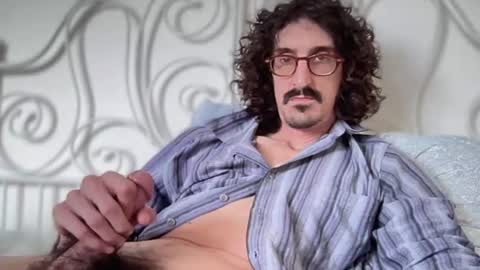Jigz1986 online show from June 27, 2026, 7:35 am