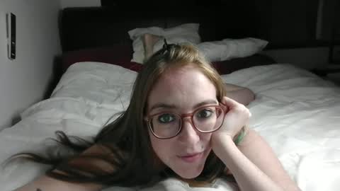 Snapshot of jilliangiselle chatting on June 23, 2026, 4:43 am jilliangiselle online show from June 23, 2026, 4:43 am