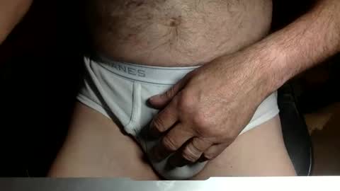Snapshot of jim2hot chatting on May 25, 2026, 1:06 pm jim2hot online show from May 25, 2026, 1:06 pm