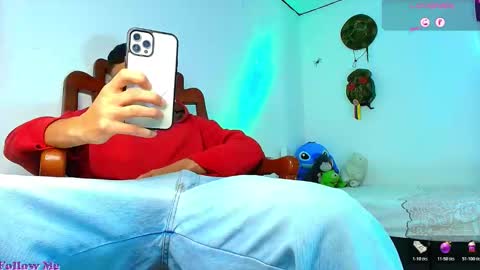 Jimm  Independent Model  online show from December 4, 2025, 4:05 pm