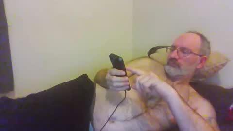 Snapshot of jimmielove2046 chatting on February 3, 2026, 6:40 am jimmielove2046 online show from February 3, 2026, 6:40 am