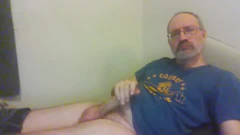 Snapshot of jimmielove2046 chatting on February 22, 2026, 4:46 am jimmielove2046 online show from February 22, 2026, 4:46 am