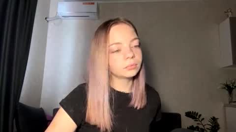 Snapshot of jimmiesobczynski chatting on November 2, 2025, 7:22 am Steff online show from November 2, 2025, 7:22 am