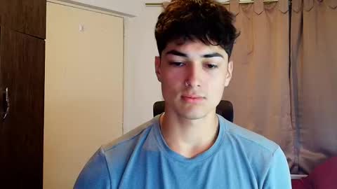 Snapshot of jimmy_classic chatting on November 5, 2025, 4:18 pm jimmy_classic online show from November 5, 2025, 4:18 pm