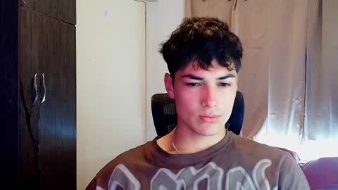 Snapshot of jimmy_classic chatting on November 10, 2025, 2:49 pm jimmy_classic online show from November 10, 2025, 2:49 pm