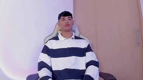 Jimmy Leeh online show from December 1, 2024, 9:37 pm